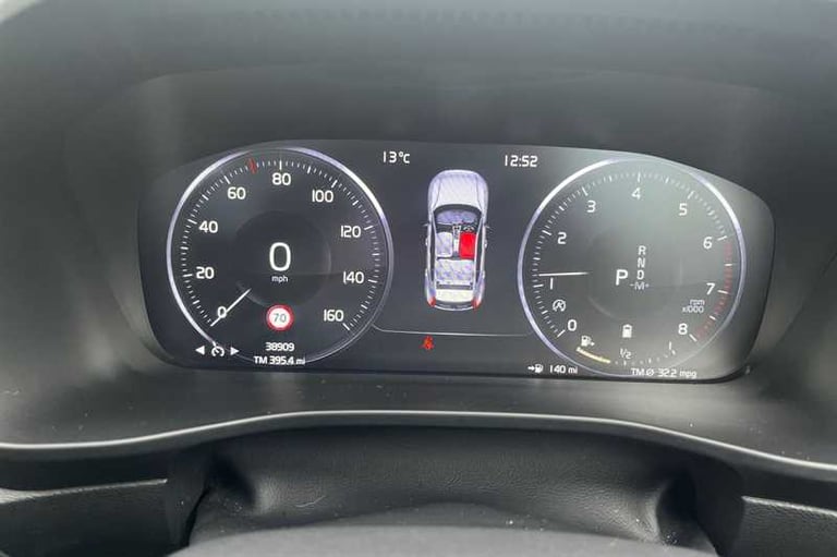 2021 Volvo XC40 2.0 B4 MHEV R-Design SUV 5dr Petrol Hybrid Auto Euro 6 (s/s) (197 ps) SUV Hybrid ...