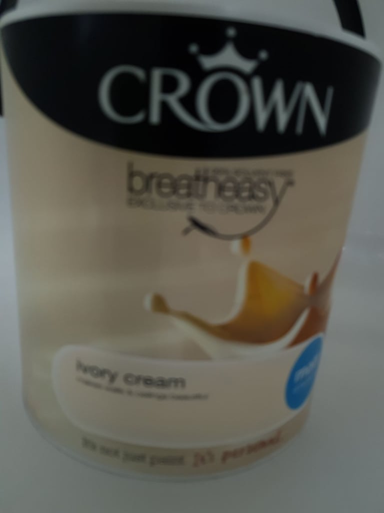NEW Crown breathe easy paint Ivory cream 2.5LTR