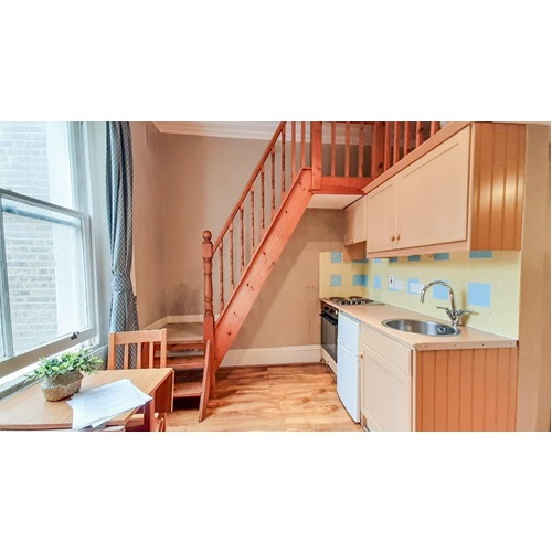 Double Mezzanine Studio In St Stephens Gardens, Notting Hill, W2 5QU