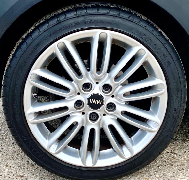 MINI Convertible 1.5 Cooper Euro 6 (s/s) 2dr Petrol Manual