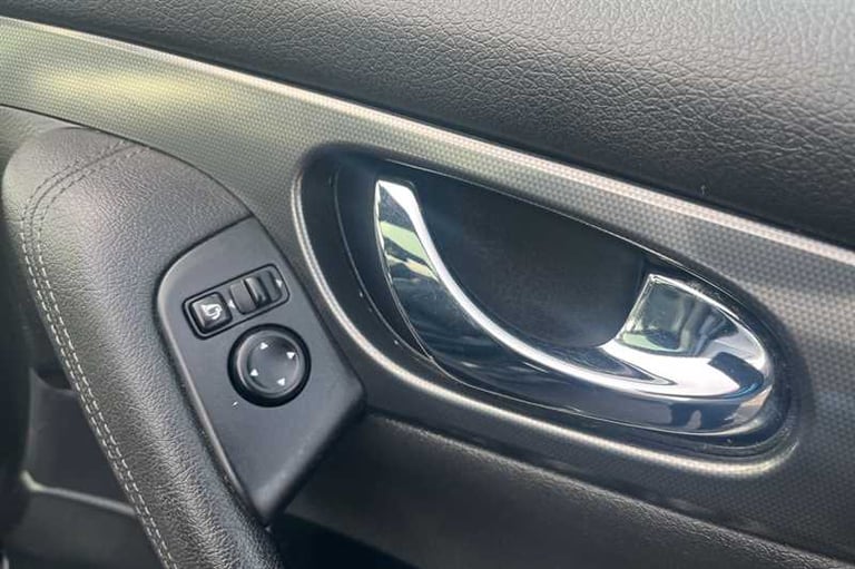 2019 Nissan Qashqai 1.3 DIG-T Tekna SUV 5dr Petrol Manual Euro 6 (s/s) (140 ps) SUV Petrol Manual