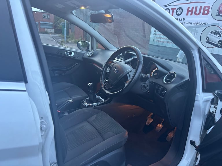 2015 Ford Fiesta 1.25 82 Zetec 5dr HATCHBACK Petrol Manual