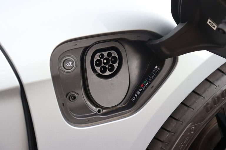 2023 Porsche Taycan PERFORMANCE 79.2kWh RWD SALOON  Saloon ELECTRIC Automatic