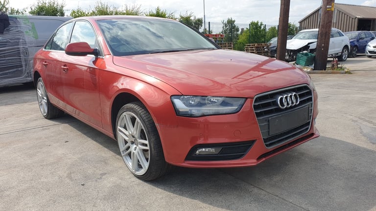 **For breaking** Audi A4 SE Technik, 2.0 Tdi diesel automatic (2014).