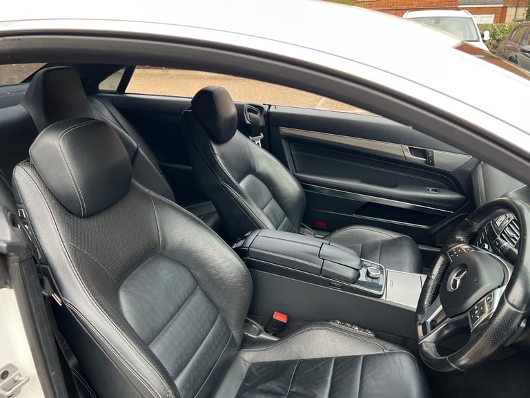 Mercedes-Benz amg line e220 cdi auto