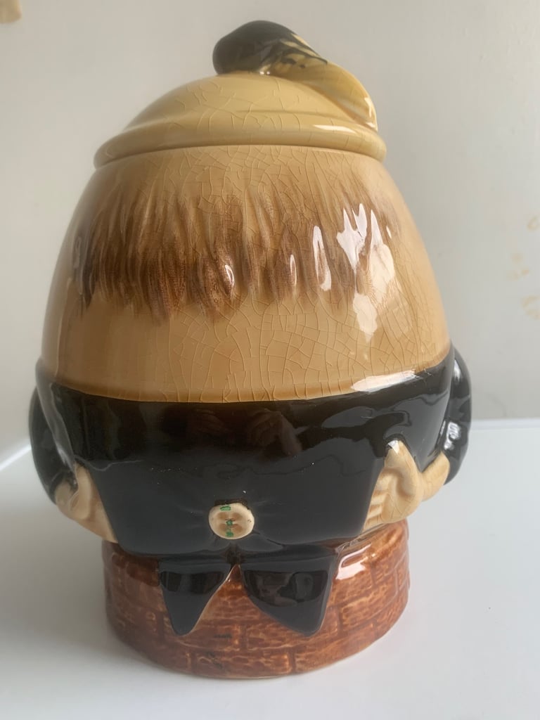 Humpty Dumpty biscuit Jar