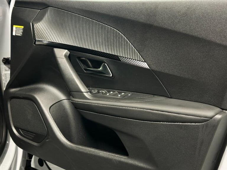 2025 Peugeot 2008 1.2 Puretech Allure Suv 5dr Petrol Manual Euro 6 (s/s) (130 Ps) HATCHBACK Petro...