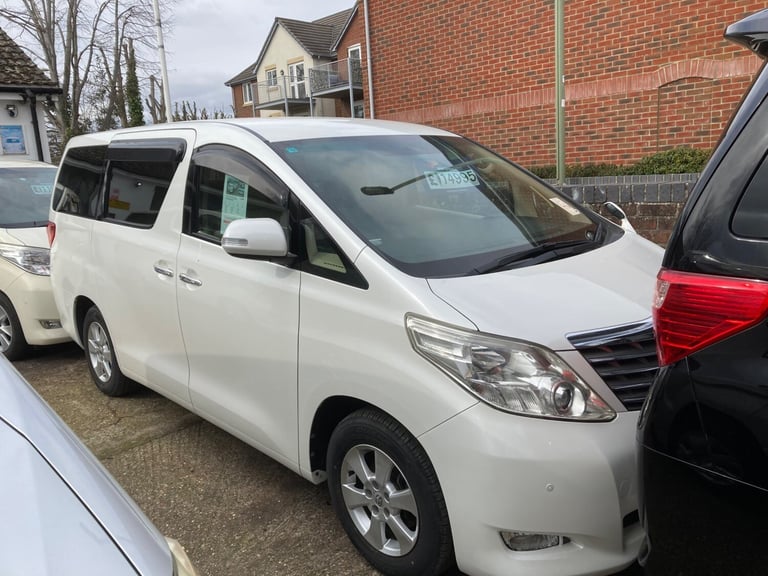 2010 Toyota Alphard 240X 2.4 petrol auto Very Low miles! 8 seater AA BIMTA