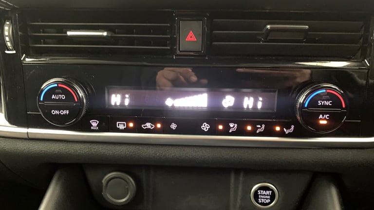 2023 Nissan Qashqai 1.3 DIG-T MHEV N-Connecta SUV 5dr Petrol Hybrid XTRON Euro 6 (s/s) (158 ps) S...