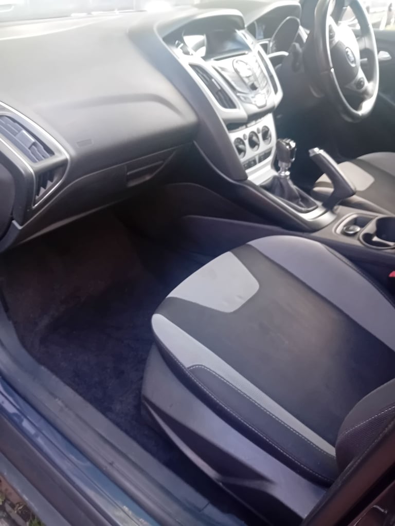 Ford, FOCUS, Estate, 2014, Manual, 1560 (cc), 5 doors