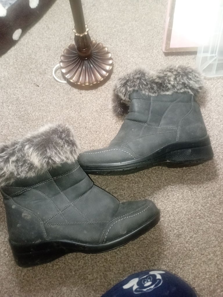ladies boots 