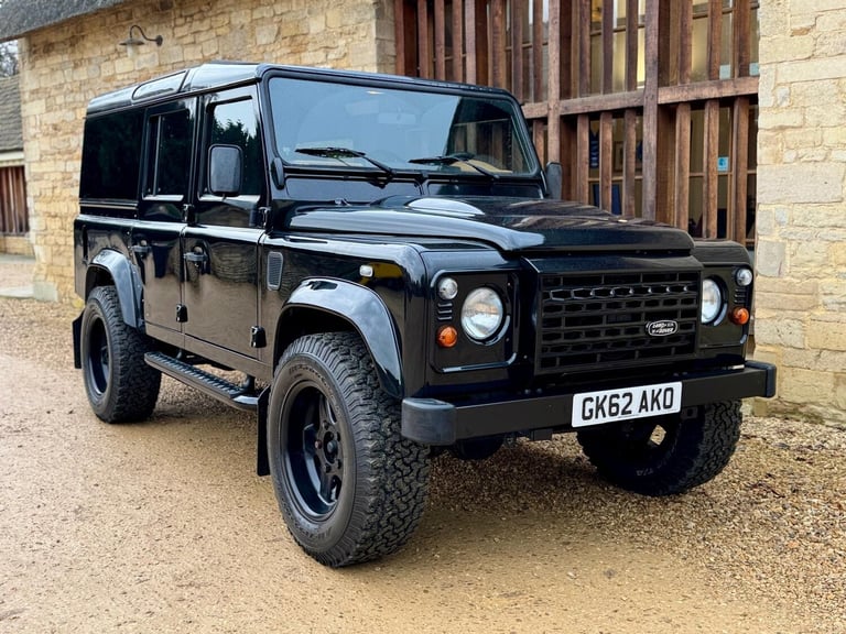 2021 Land Rover Defender XS Edition 2.2TDCi Sport Wagon Diesel Manual