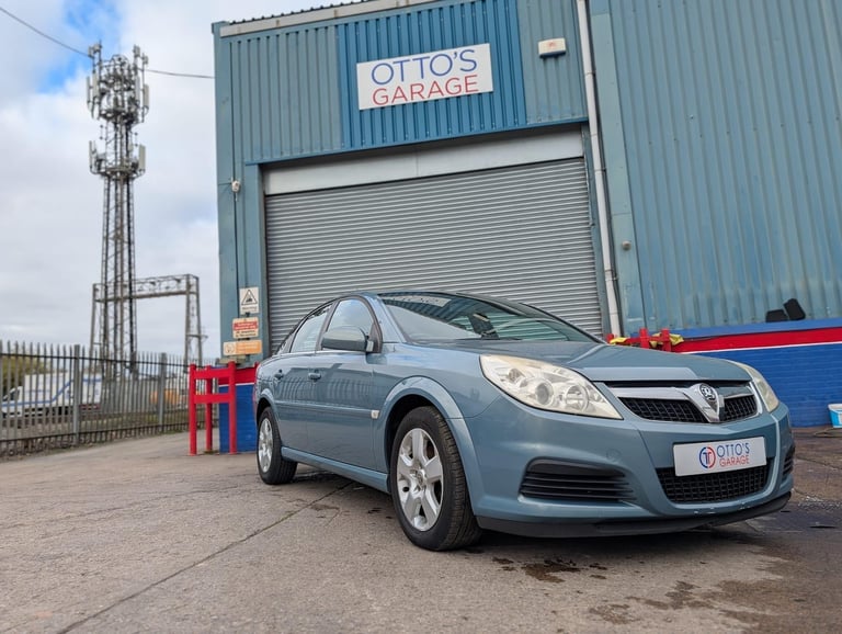 2006 Vauxhall Vectra 1.8i VVT Exclusiv 5dr HATCHBACK PETROL Manual