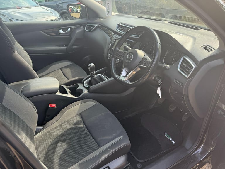 2019 Nissan Qashqai 1.3 DIG-T Acenta Premium SUV 5dr Petrol Manual Euro 6 (s/s) (140 ps) HATCHBAC...