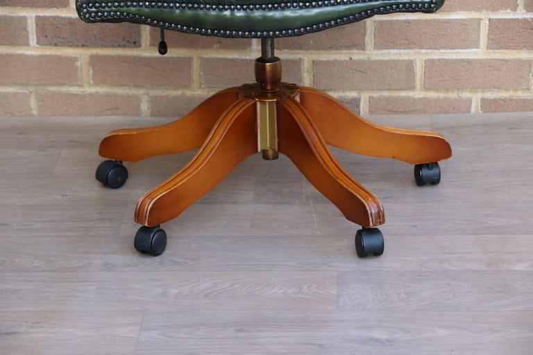 Captains Chair (UK Delivery)