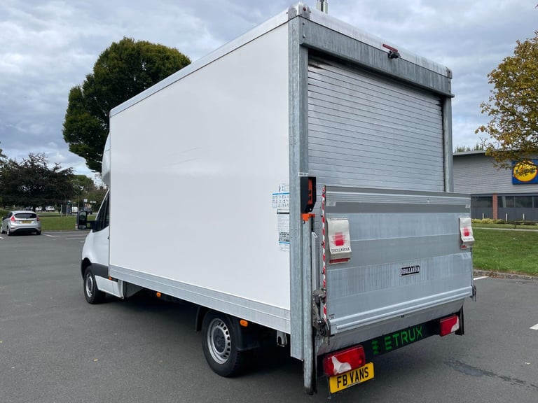 MERCEDES-BENZ SPRINTER 2.0 CDI 315 PROGRESSIVE 14FT LUTON WITH TAIL LIFT EURO 6