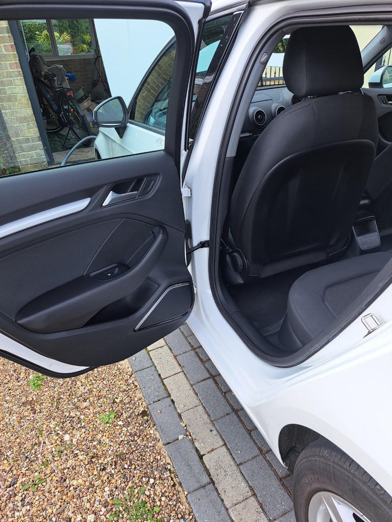 Audi A3 White Petrol Automatic 1498cc 35 TFSI SE Technik Sportback, 2020,1498 (cc), 5 doors