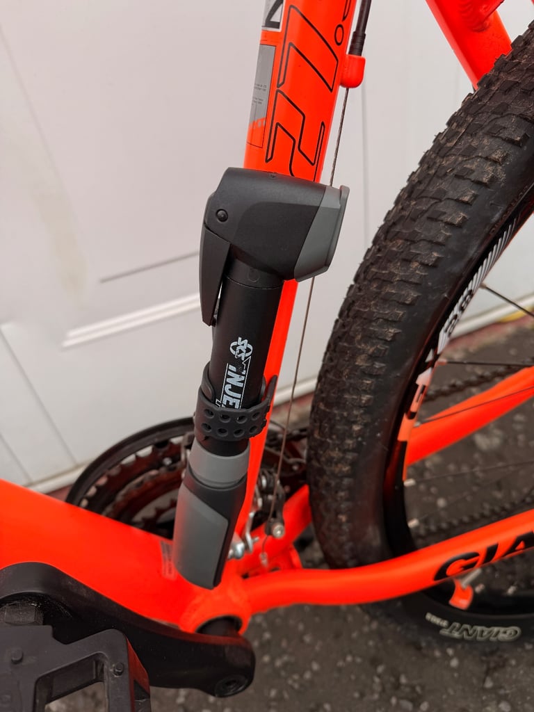 Giant ATX 27.5”
