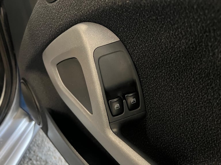 2007 smart fortwo 1.0 Passion Cabriolet Auto Euro 4 2dr CONVERTIBLE Petrol Automatic