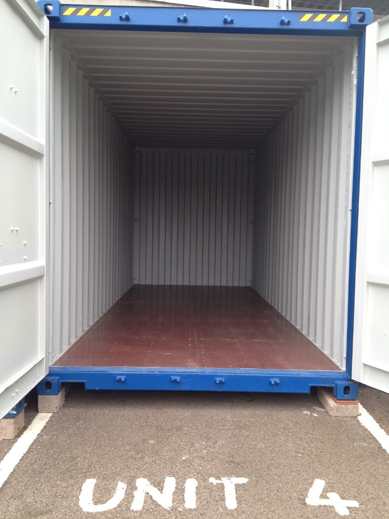image for NEW STORAGE CONTAINER SPACE TO HIRE / RENT IN NEW MALDEN BY A3 CORRIDOR