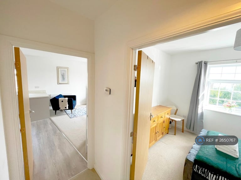 1 bedroom flat in Rosso Close, Doncaster, DN4 (1 bed) (#2650767)