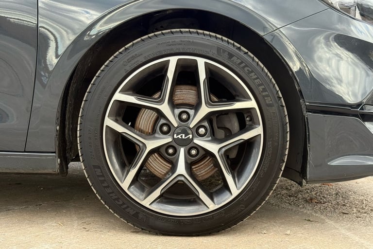2023 Kia Ceed 1.5T GDi ISG 3 5dr Hatchback PETROL Manual