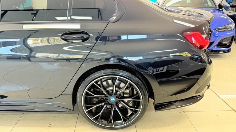 2021 BMW 3 Series 2.0 330e 12kWh M Sport Auto Euro 6 (s/s) 4dr Saloon PETROL/ELECTRIC Automatic