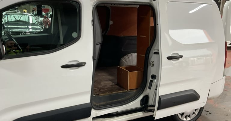 2020 VAUXHALL COMBO CARGO 2300 LWB SPORTIVE STUNNING VAN READY FOR WORK 1 YR MOT