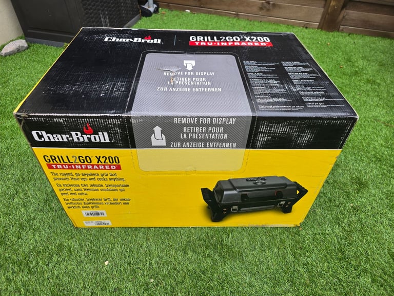Char-Broil X200 Grill2Go Portable Barbecue Grill TRU-Infrared technology BNIB. 