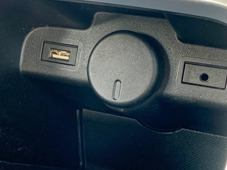 2016 Vauxhall Astra 1.6i SRi Euro 6 5dr HATCHBACK Petrol Manual