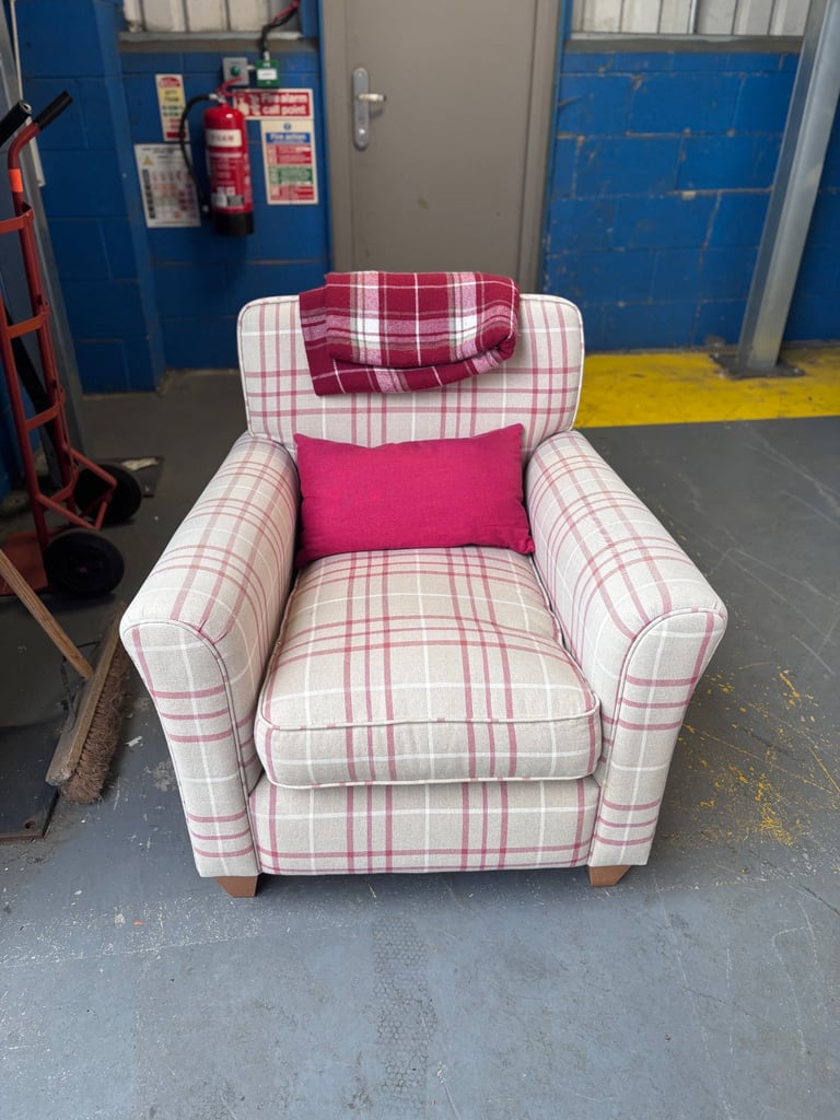 Laura Ashley large 3 seater sofa and chair ! Immaculate condition!