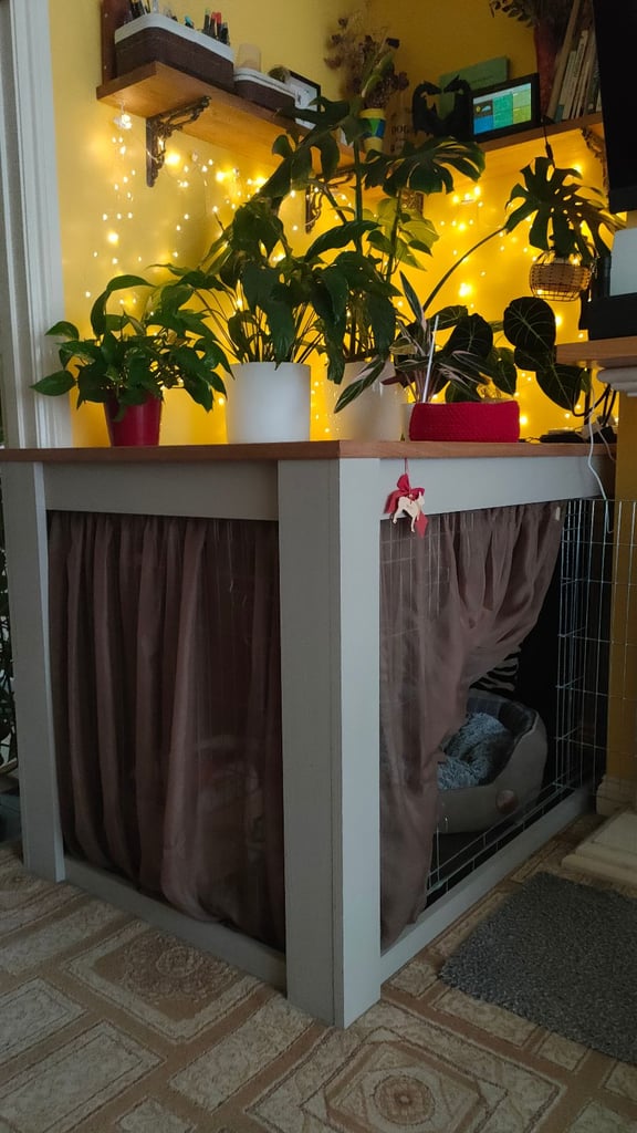 Extra Large dog crate with table