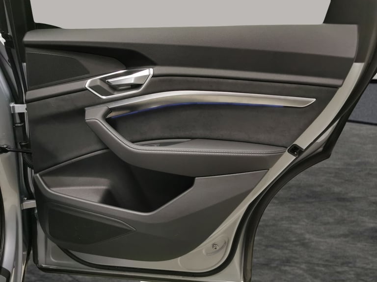 2022 Audi e-tron 55 S line Sportback 5dr Electric Auto quattro 95kWh (11kW Charger) (408 ps) Suv ...