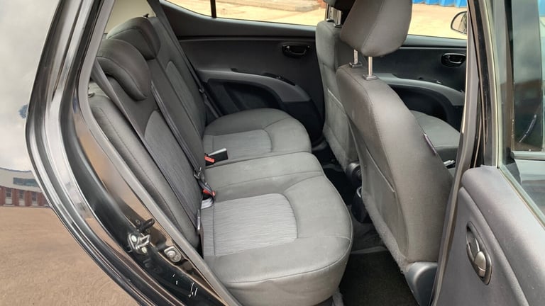 HYUNDAI i10 ACTIVE 5 DOOR HATCHBACK MANUAL ULEZ £20 ROAD TAX