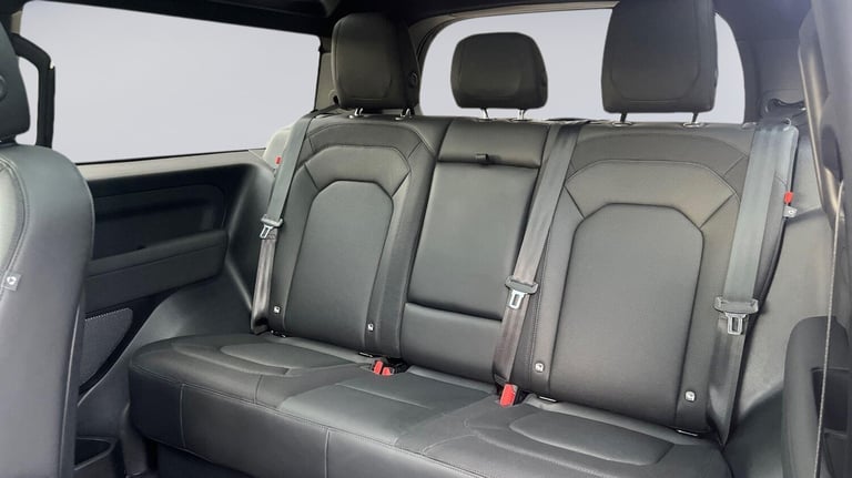 2022 Land Rover Defender Diesel Estate 3.0 D250 X-Dynamic SE 90 3dr Auto SUV Diesel Automatic