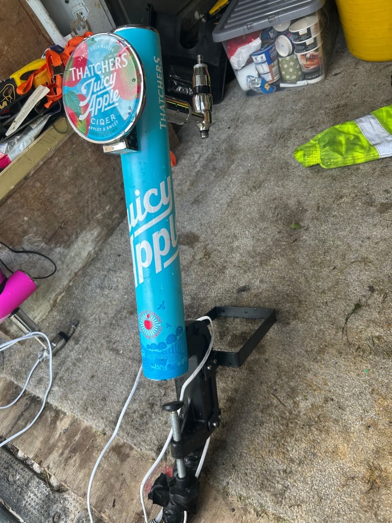 Juicy apple thatchers beer pump