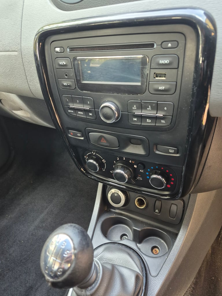 Dacia, DUSTER, Hatchback, 2013, Manual, 1461 (cc), 5 doors