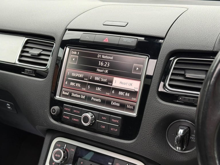 VOLKSWAGEN TOUAREG 3.0 TDI V6 BlueMotion Tech R-Line Tiptronic 4WD Euro 5 (s/s)