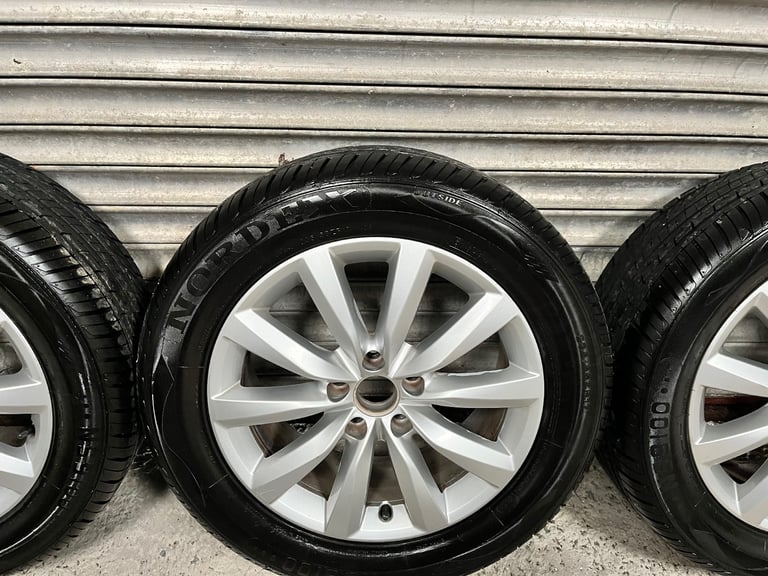 Volkswagen Tiguan 17”Alloys
