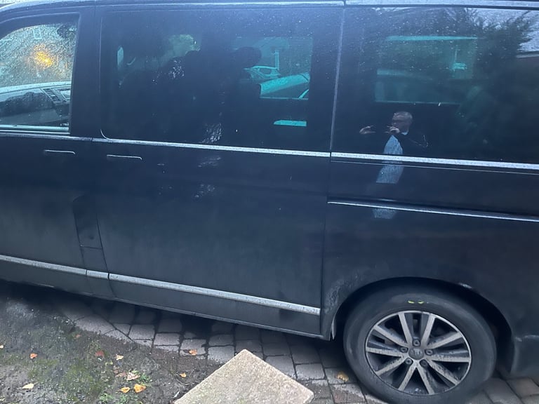 VW Caravelle 7 leather seats 12 months MOT from Nov 2025