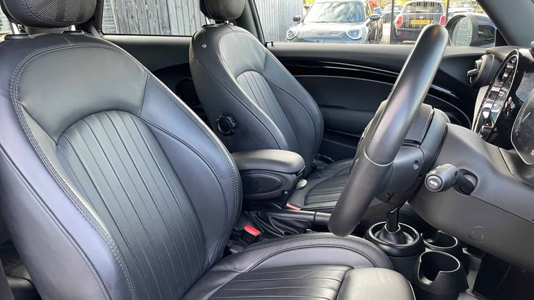 2023 MINI Hatch 1.5 Cooper Exclusive 3dr Auto HATCHBACK PETROL Automatic