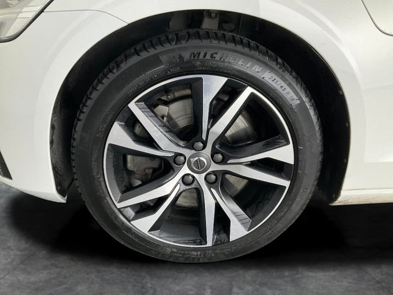 2021 Volvo V60 2.0 T6 Recharge PHEV R DESIGN 5dr AWD Auto ESTATE PETROL/ELECTRIC Automatic