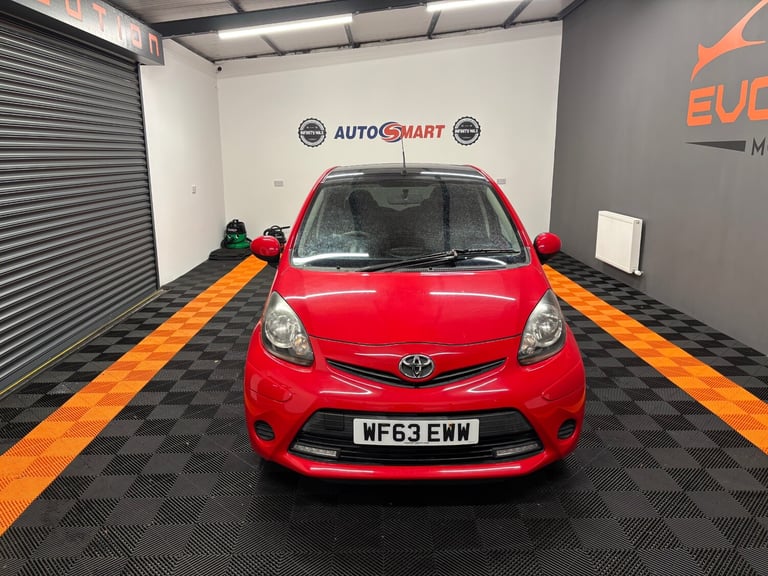 2013 Toyota AYGO 1.0 VVT-i Move with Style 5dr HATCHBACK Petrol Manual