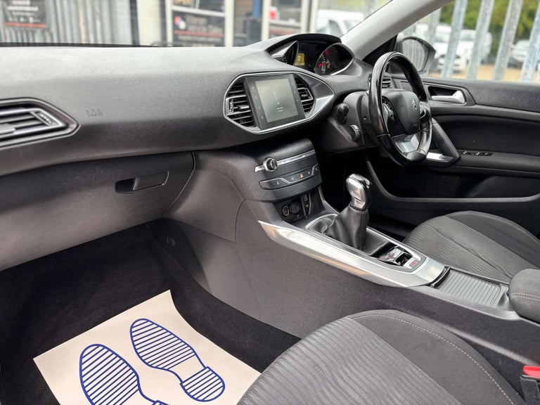 2015 Peugeot 308 1.6 308 Active SW Blue HDi S/S 5dr Estate Diesel Manual