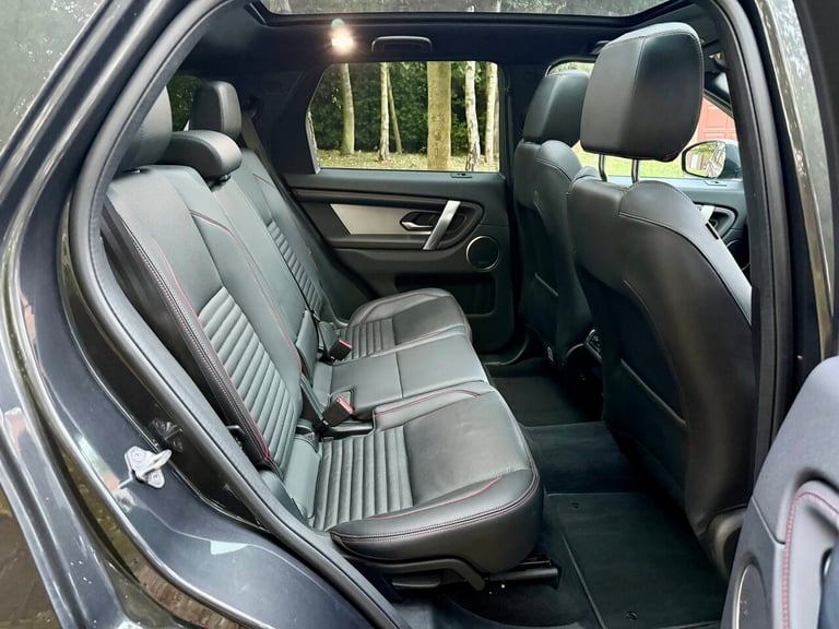2023 Land Rover Discovery Sport 1.5 P300e R-Dynamic SE 5dr Auto [5 Seat] ESTATE PETROL/ELECTRIC A...