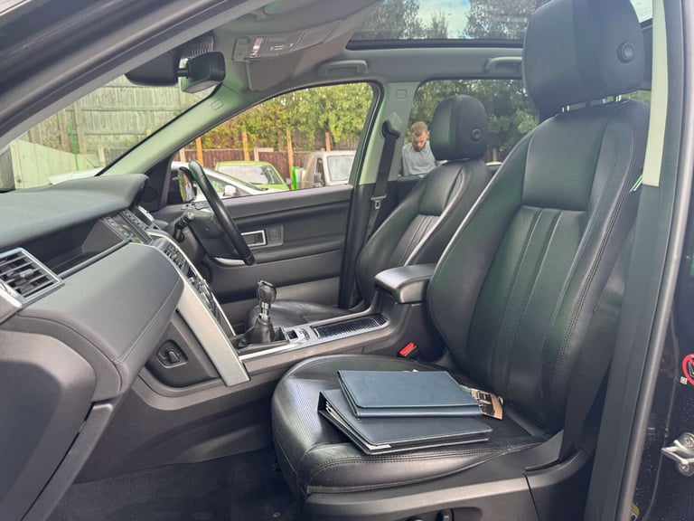 2017 Land Rover Discovery Sport 2.0 Discovery Sport HSE TD4 4WD 5dr SUV Diesel Manual