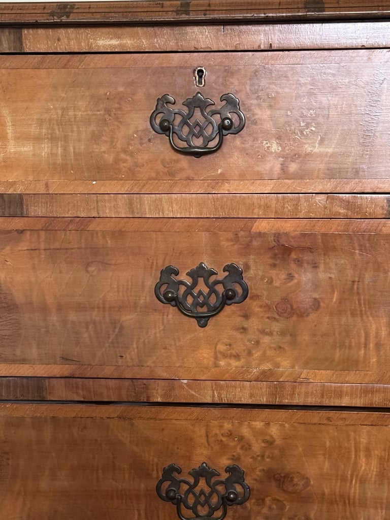 antique chest of drawers 
