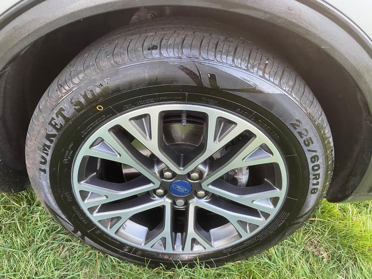 FORD KUGA 1.5 Kuga Titanium Edition 5 door 1.5L EcoBoost 150PS FWD 6 Speed