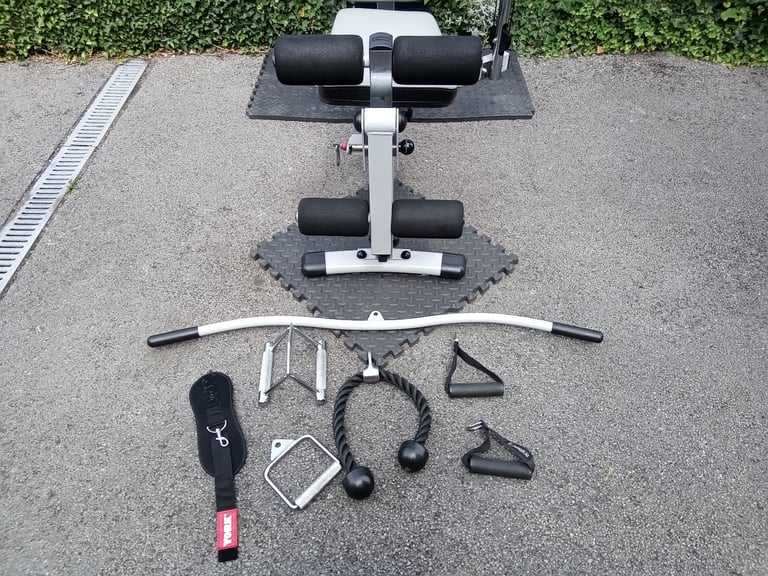 York G560 Multi Gym and Accessories with 100Kg Steel Stack Load
