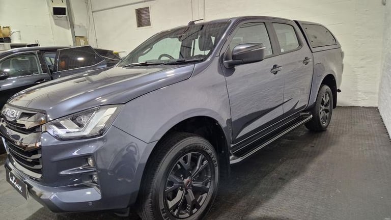 2023 Isuzu D-Max 1.9 V-Cross Double Cab 4x4 Auto Automatic Pick Up Diesel Automatic